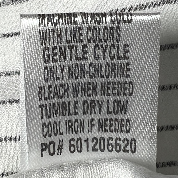 NorthStyle Women's White Black Mixed Pattern‎ Blouse Size 1X NWOT - Picture 15 of 15